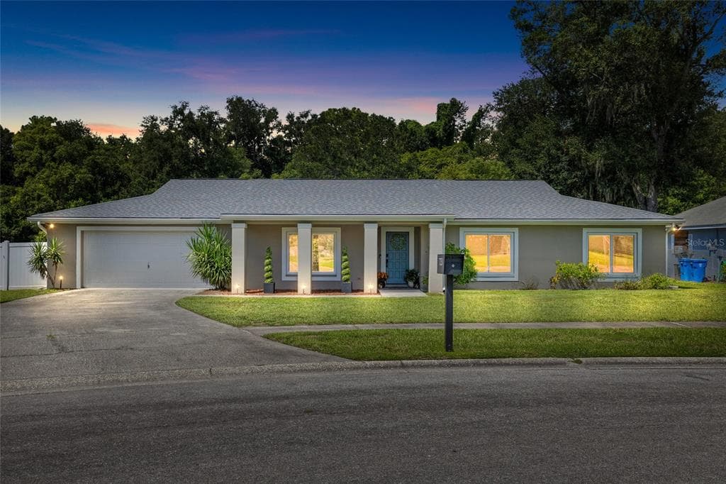 7231 WOODBROOK DRIVE TAMPA, FL 33625