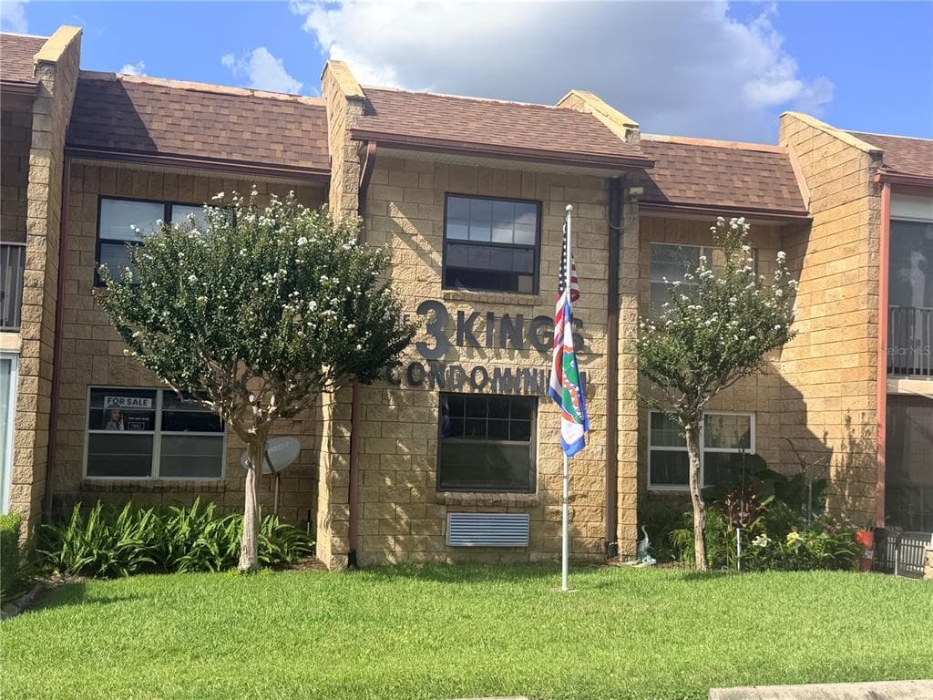 2845 NE 3RD STREET UNIT 215