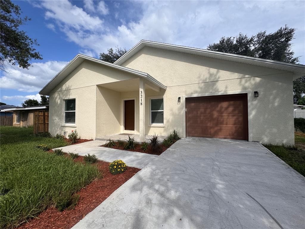 3218 DELRAY DRIVE