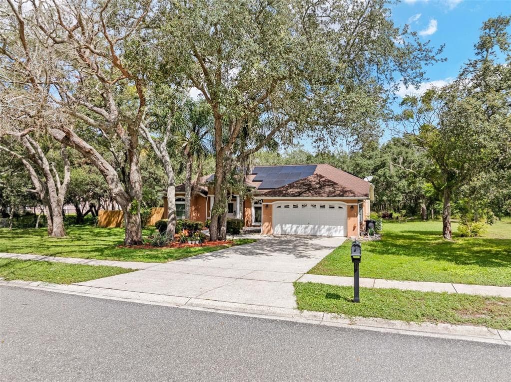 13925 ECHO MOUNTAIN DRIVE HUDSON, FL 34667