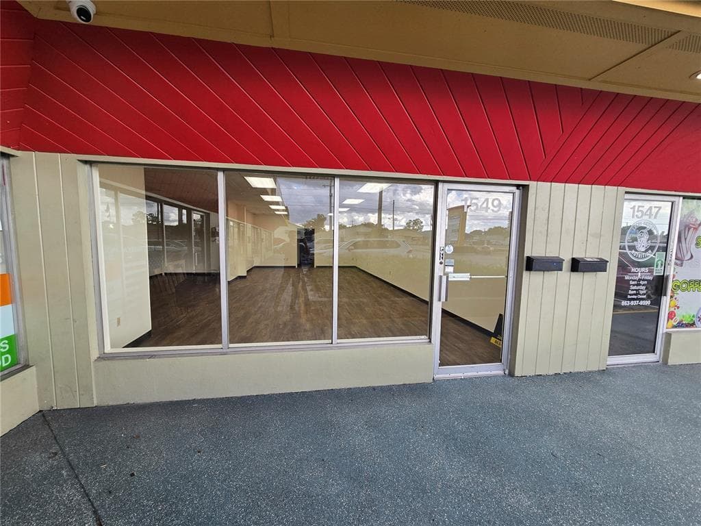 1549 S COMBEE ROAD LAKELAND, FL 33801