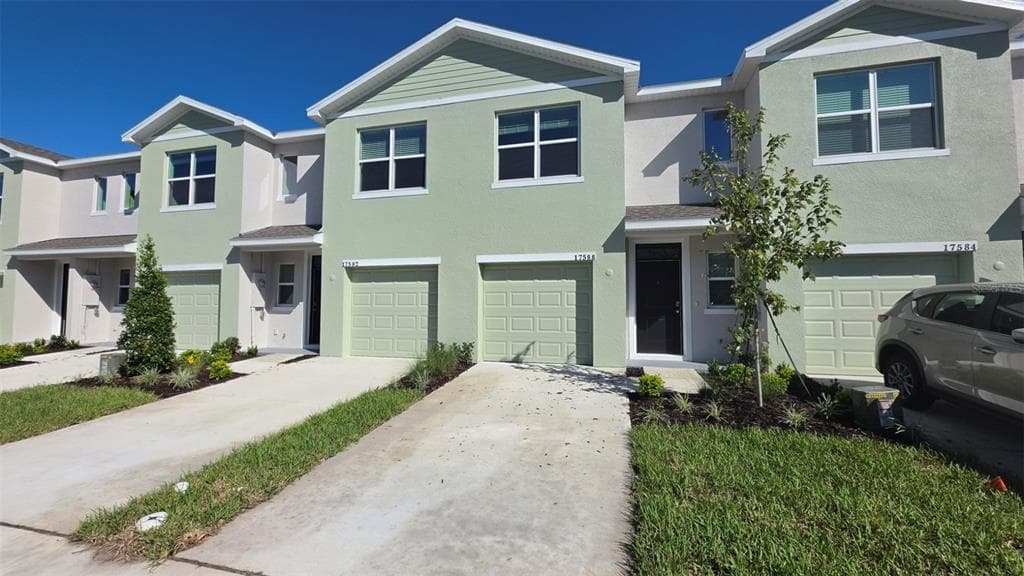 17588 SPANISH OAK LOOP