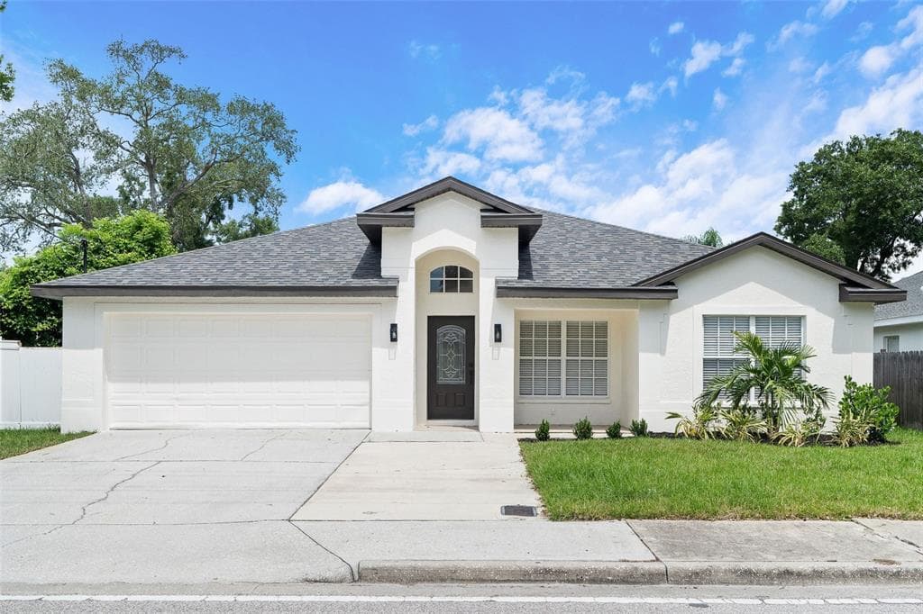 4115 W BAY TO BAY BOULEVARD TAMPA, FL 33629