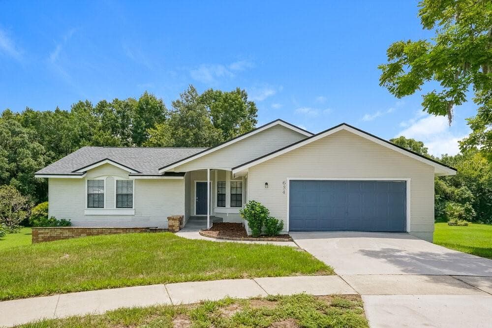 634 MONROE HARBOR PLACE SANFORD, FL 32773