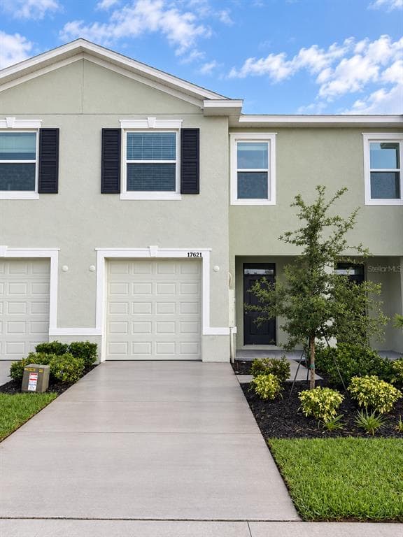 17621 SPANISH OAK LOOP LAND O LAKES, FL 34638