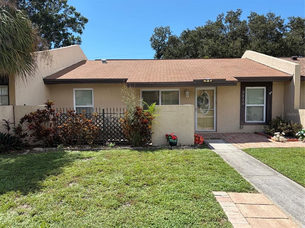 9956 88TH STREET SEMINOLE, FL 33777