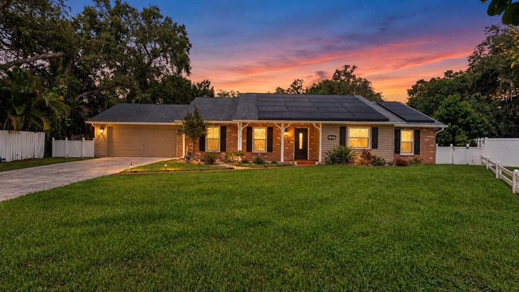 5304 ROSECREST CIRCLE TAMPA, FL 33617