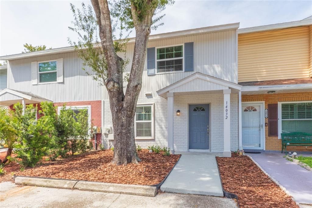 14032 LEMON VALLEY PLACE TAMPA, FL 33625