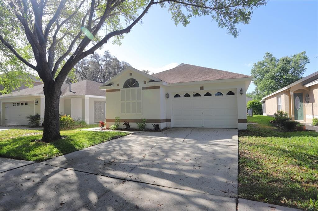 5826 TANAGERLAKE ROAD LITHIA, FL 33547