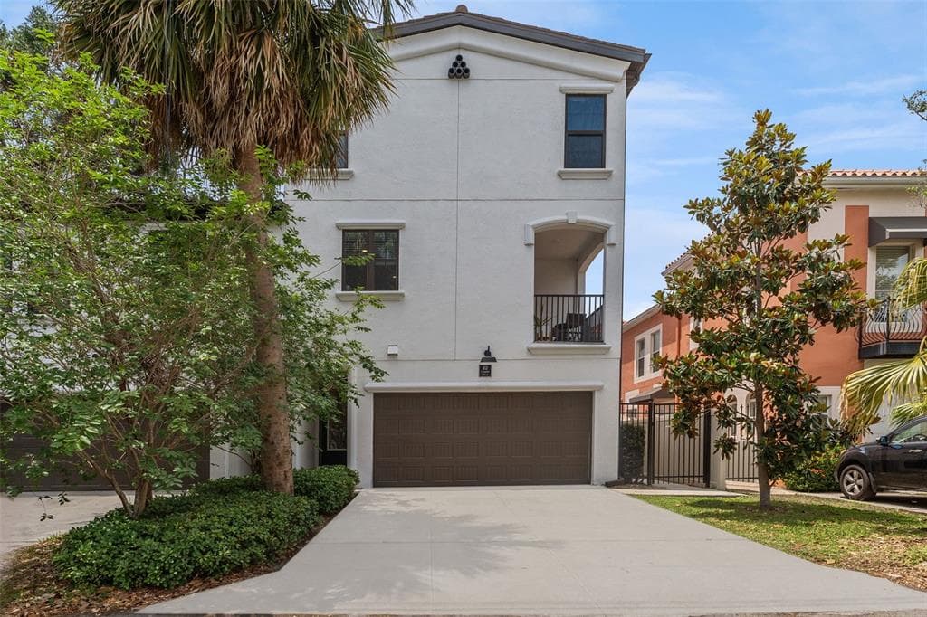 412 S ALBANY AVENUE UNIT 2