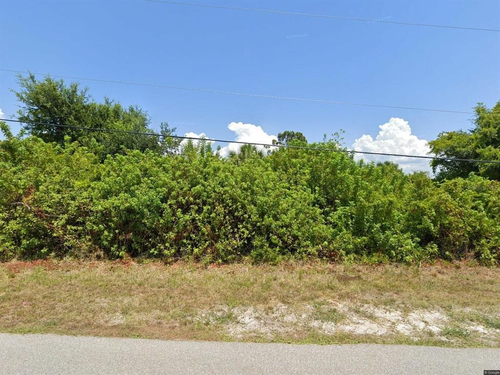 9346 BLUEGILL CIRCLE PORT CHARLOTTE, FL 33981