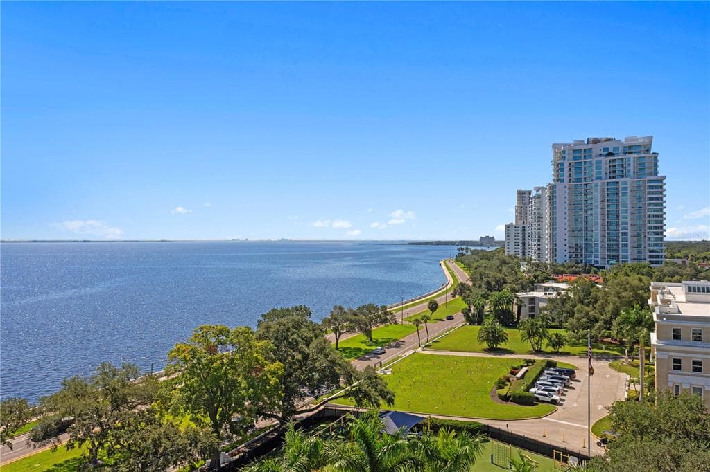 3301 BAYSHORE BOULEVARD UNIT 1109A TAMPA, FL 33629