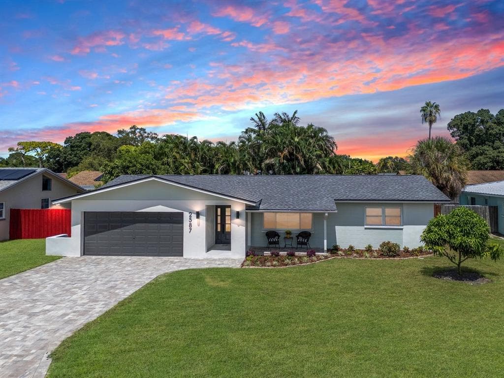 2587 60TH AVENUE S ST PETERSBURG, FL 33712