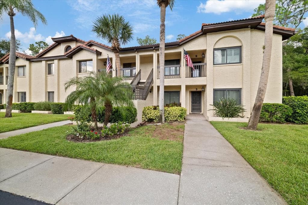 1801 E LAKE ROAD UNIT 2D PALM HARBOR, FL 34685