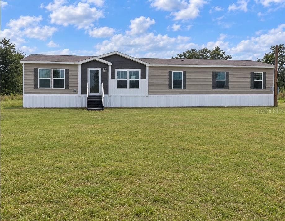 4915 KEY DEER AVENUE LAKE WALES, FL 33859