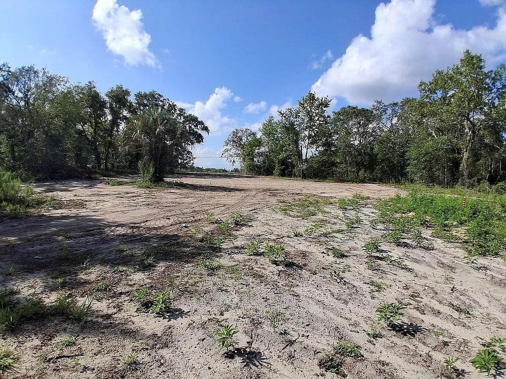 15750 LARRY ROAD SPRING HILL, FL 34610