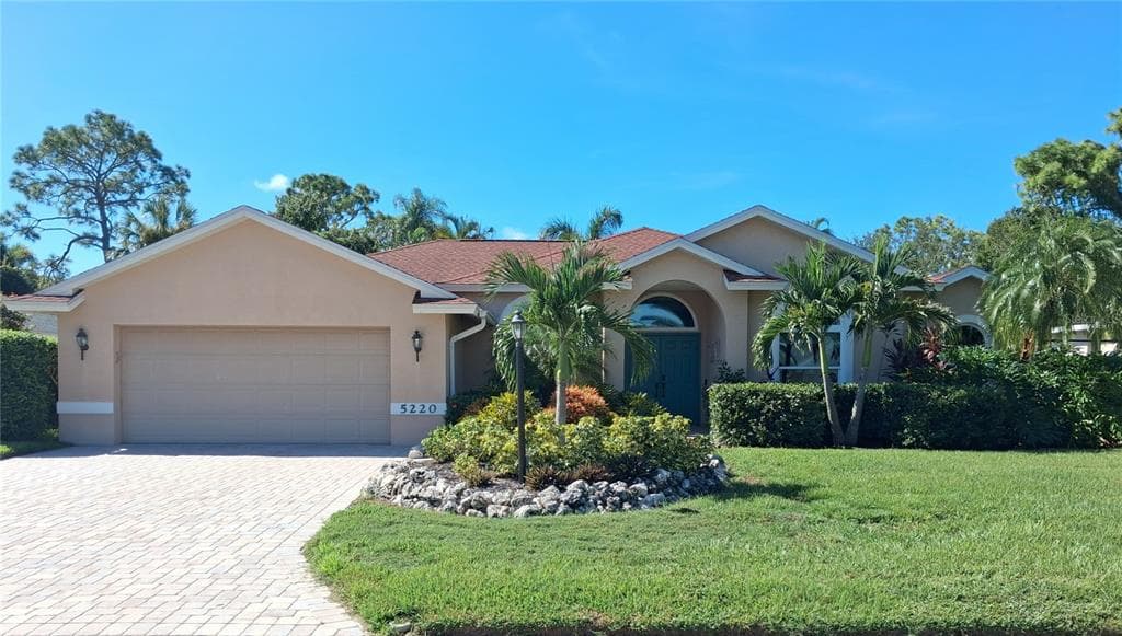 5220 SUNNYDALE CIRCLE S SARASOTA, FL 34233