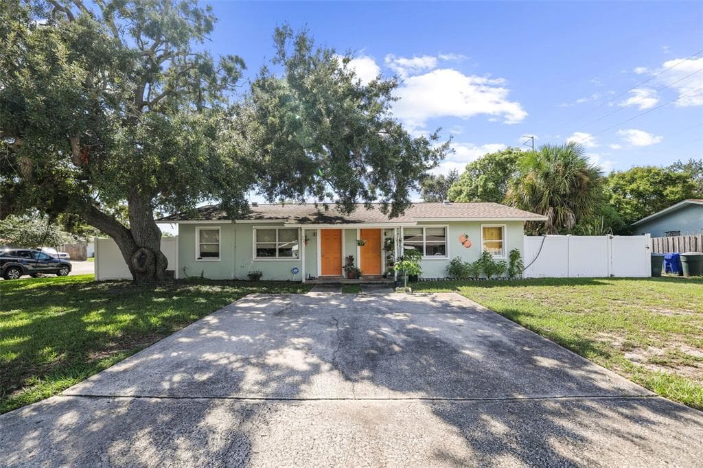 432 DOGWOOD COURT DUNEDIN, FL 34698