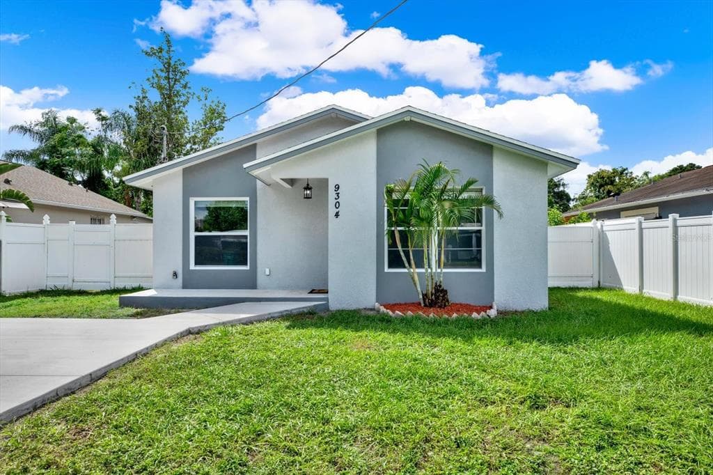 9304 N ELMER STREET TAMPA, FL 33612