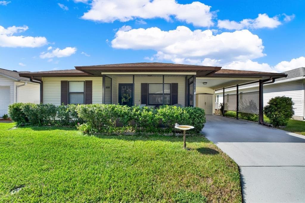 4821 LEISUREWOOD LANE LAKELAND, FL 33811