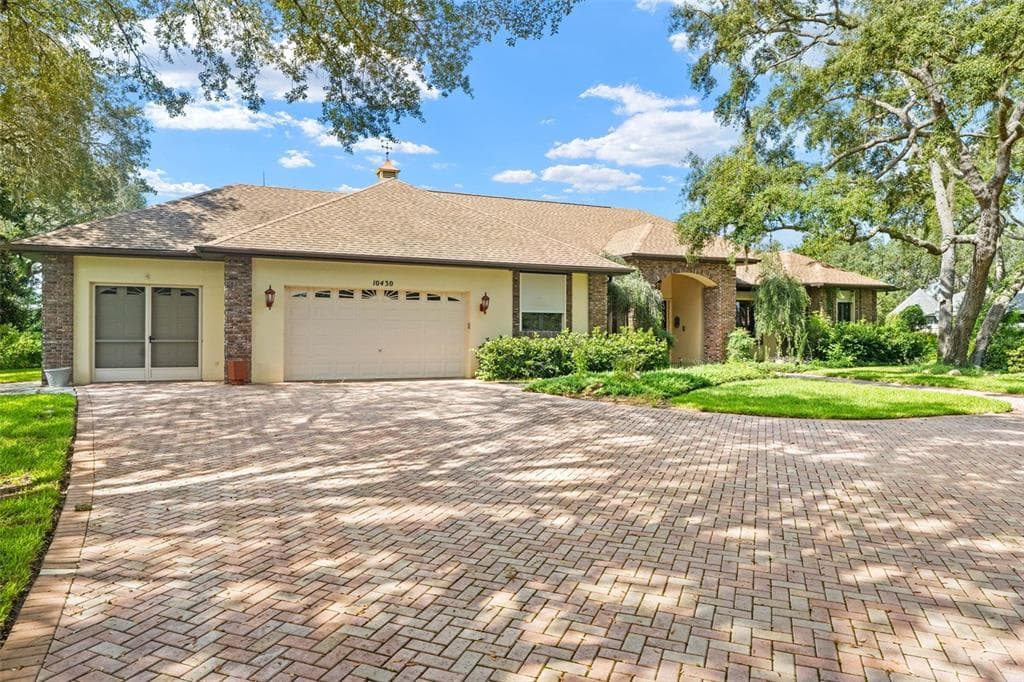 10430 RAMBLE RIDGE COURT WEEKI WACHEE, FL 34613