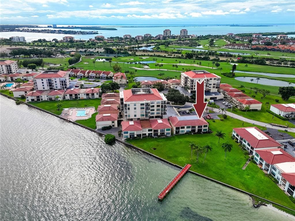 6177 SUN BOULEVARD UNIT 202 ST PETERSBURG, FL 33715