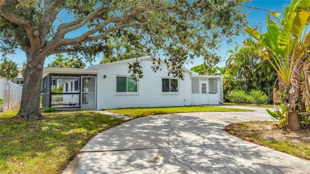 355 39TH AVENUE ST PETE BEACH, FL 33706
