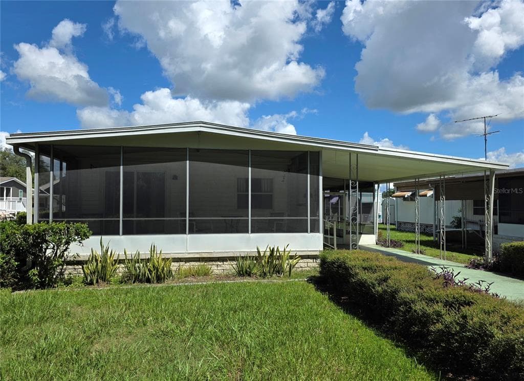 37015 KAREN AVENUE ZEPHYRHILLS, FL 33542