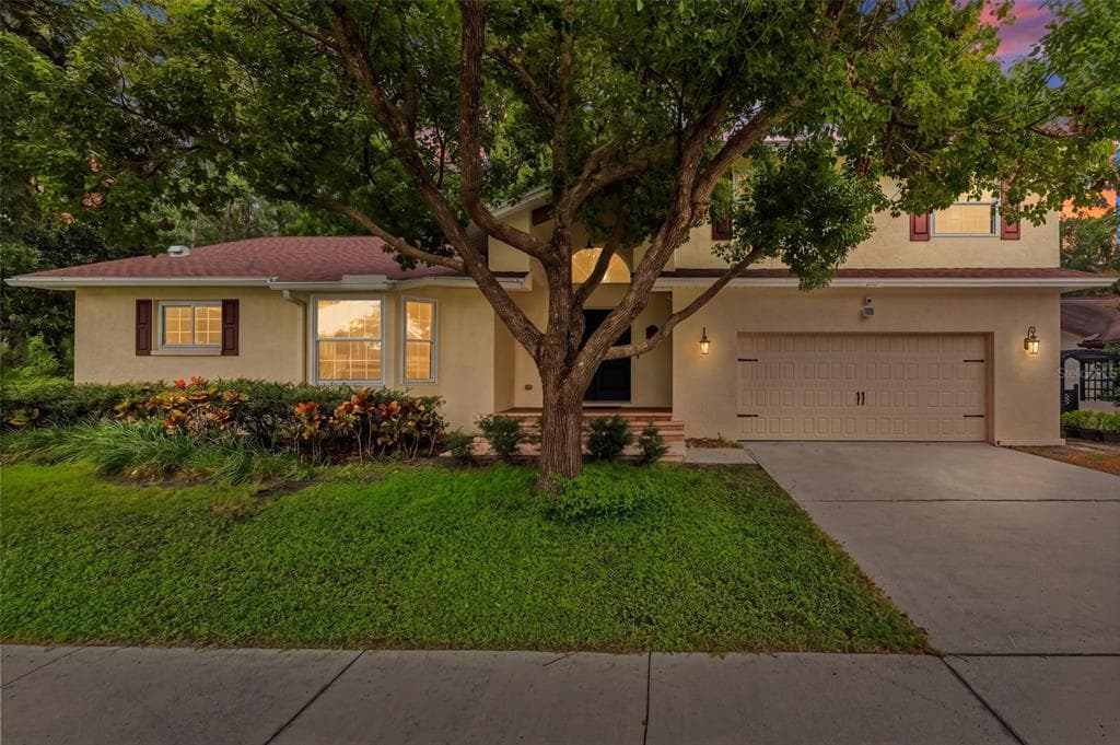 210 WOODLAND COURT SAFETY HARBOR, FL 34695