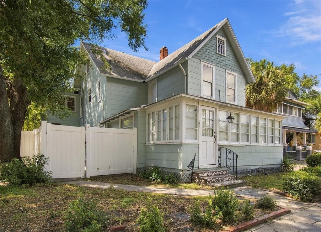 524 3RD STREET N UNIT A ST PETERSBURG, FL 33701