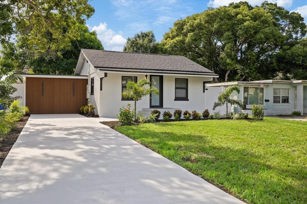 1936 MACOMBER AVENUE CLEARWATER, FL 33755
