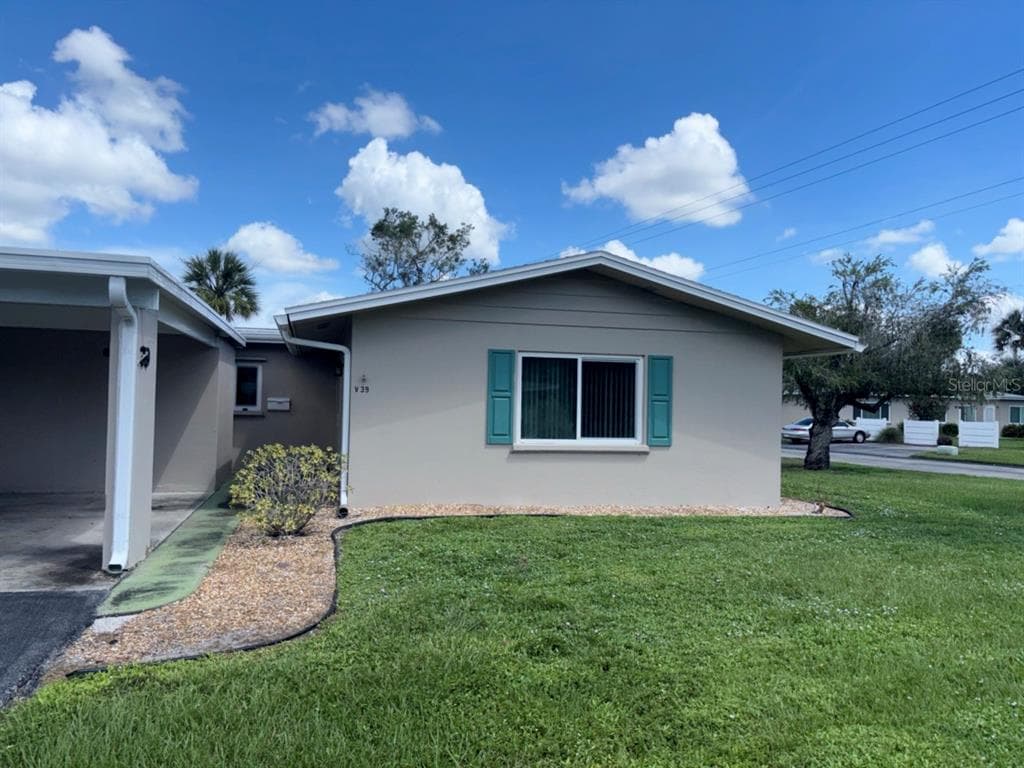 39 STRATHMORE BOULEVARD SARASOTA, FL 34233