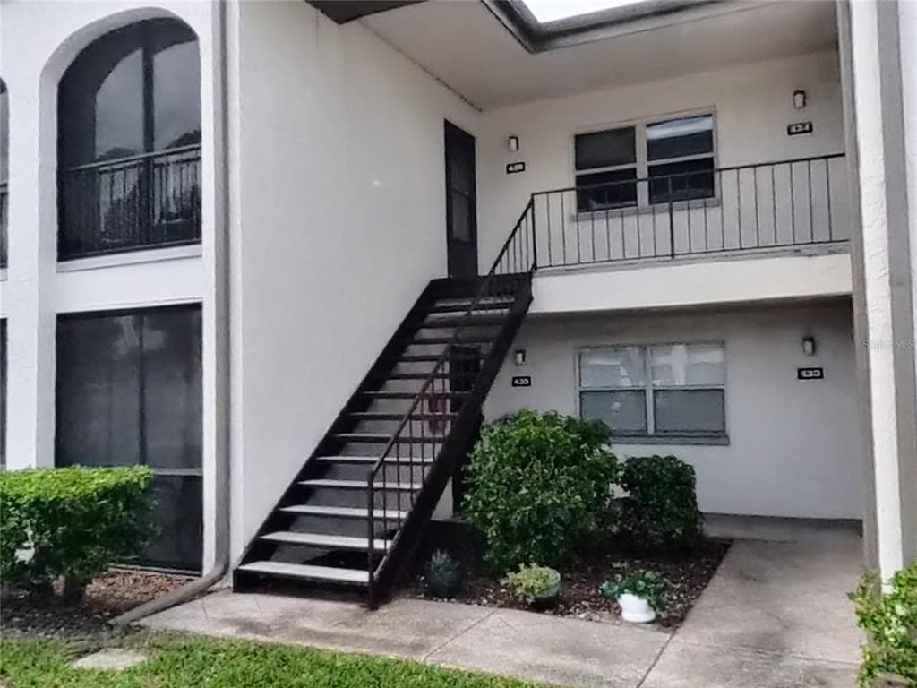 7701 STARKEY ROAD UNIT 436 SEMINOLE, FL 33777