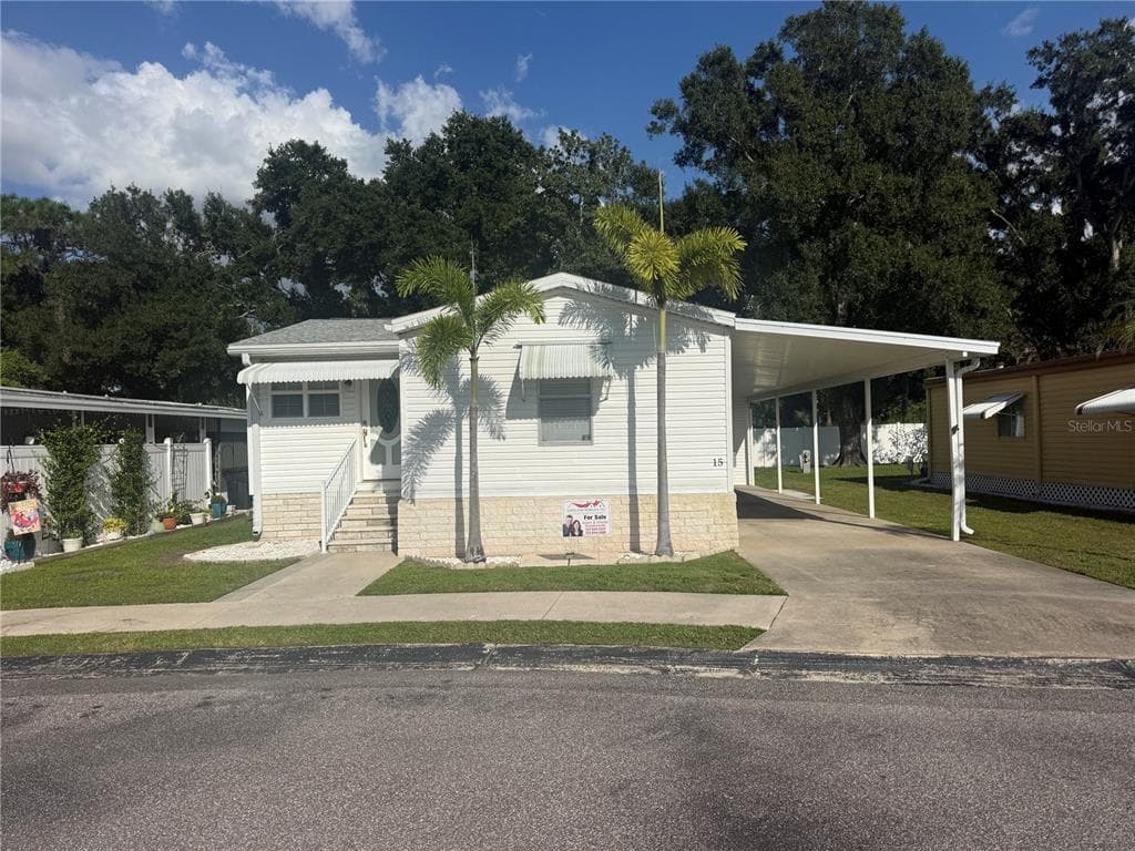 6100 62ND AVENUE N UNIT 15