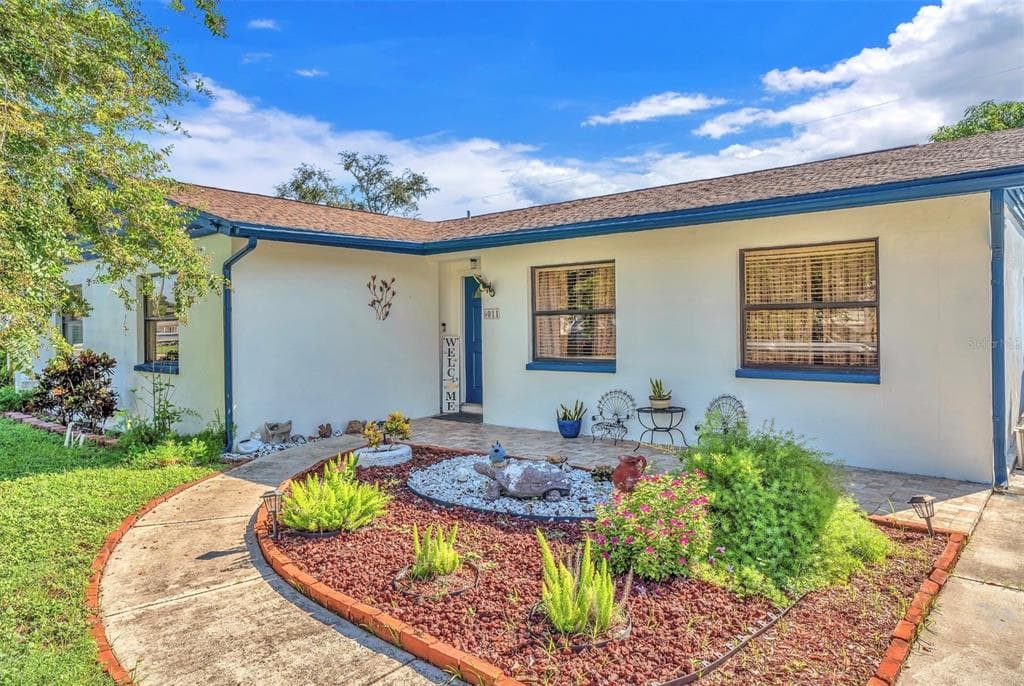 6011 ROSEWOOD DRIVE TAMPA, FL 33615