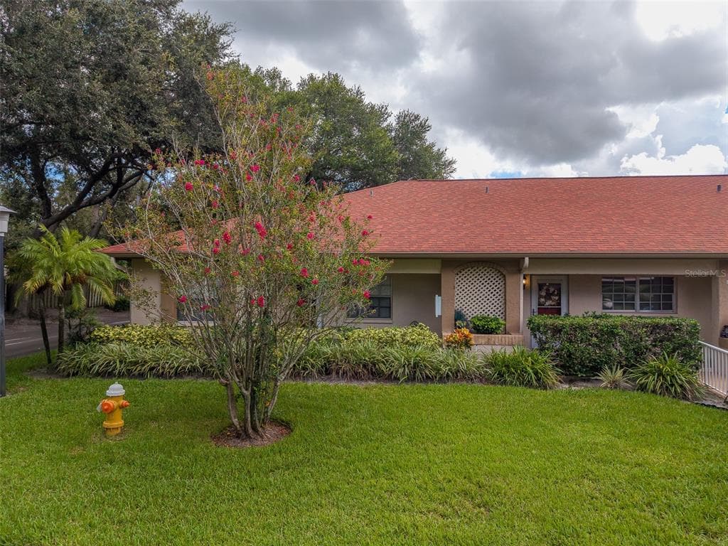 2460 NORTHSIDE DRIVE UNIT 601 CLEARWATER, FL 33761