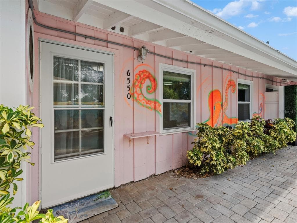 6550 SABAL DRIVE SARASOTA, FL 34242