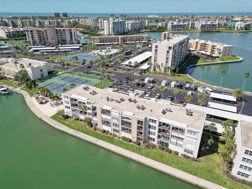 7625 SUN ISLAND DRIVE S UNIT 101 SOUTH PASADENA, FL 33707