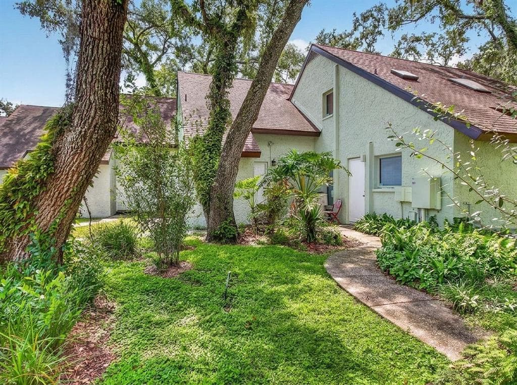 5627 ASHLEY OAKS DRIVE UNIT 2