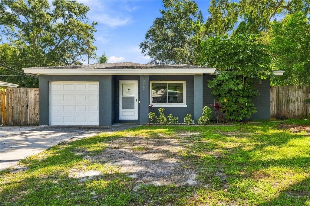 2225 CAPRI DRIVE