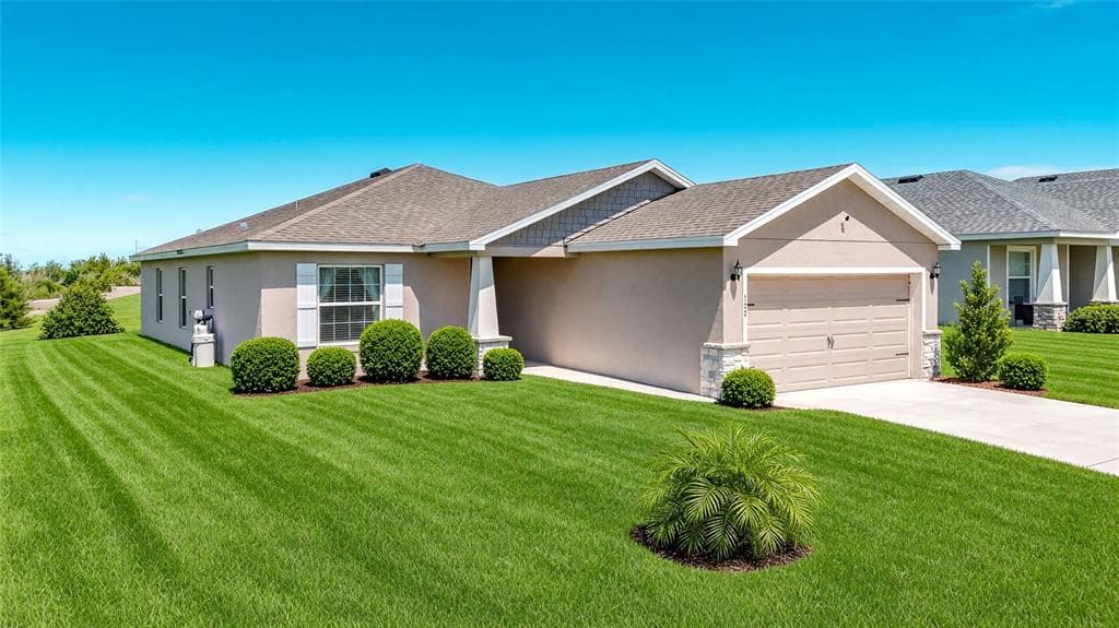 505 SCENIC BLUFF BOULEVARD LAKE WALES, FL 33853