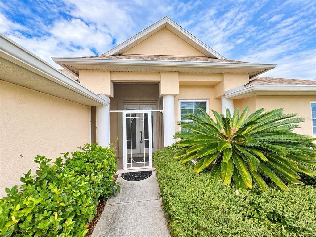 8946 PROVINCE STREET SARASOTA, FL 34240