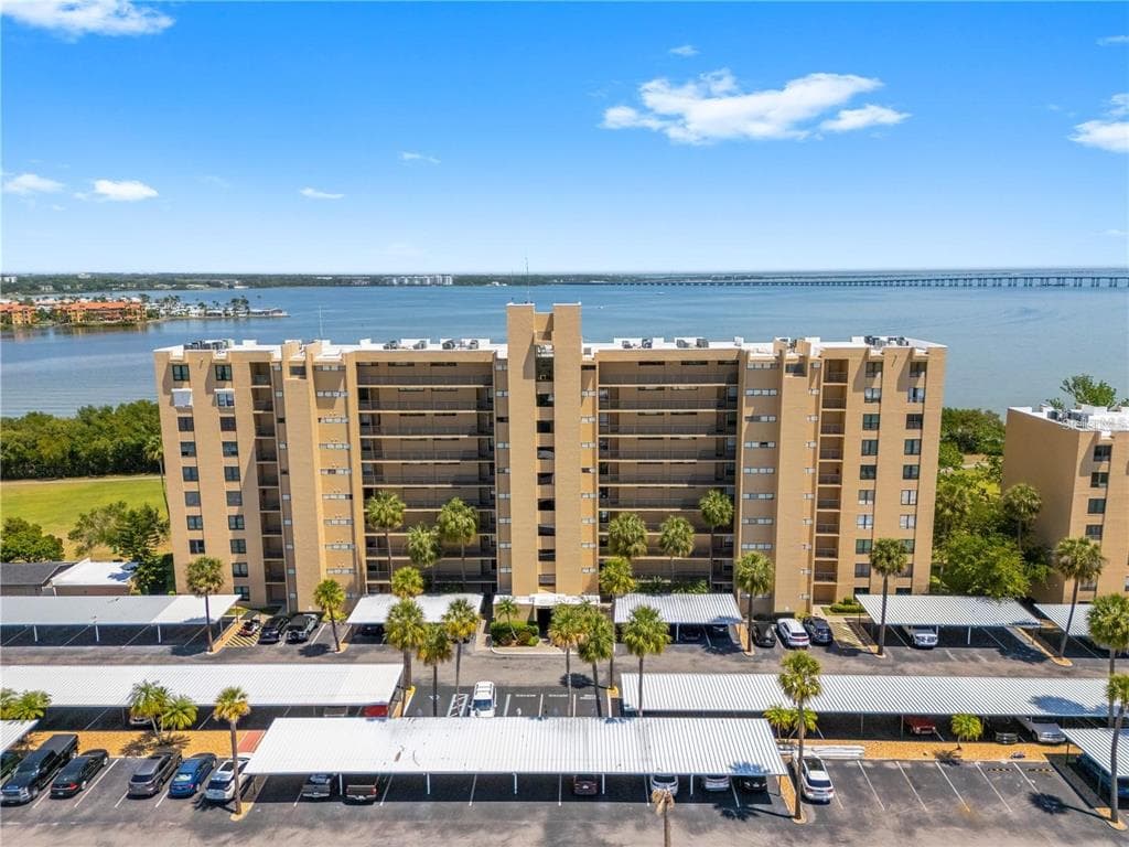 2618 COVE CAY DRIVE UNIT 102 CLEARWATER, FL 33760