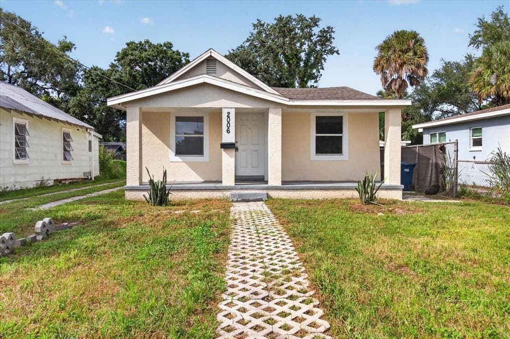 2006 E STUART STREET TAMPA, FL 33605