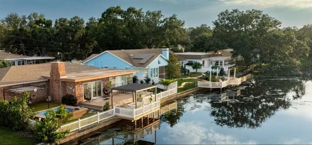 10861 CLARA LANE ST PETERSBURG, FL 33708