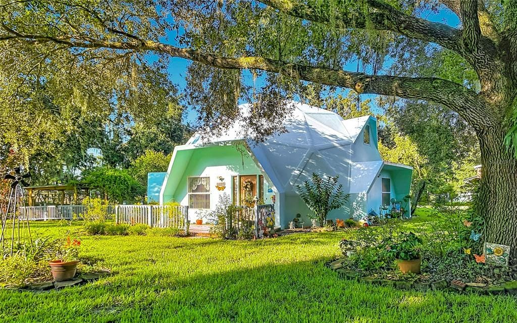 2320 BOGAERT ROAD DOVER, FL 33527
