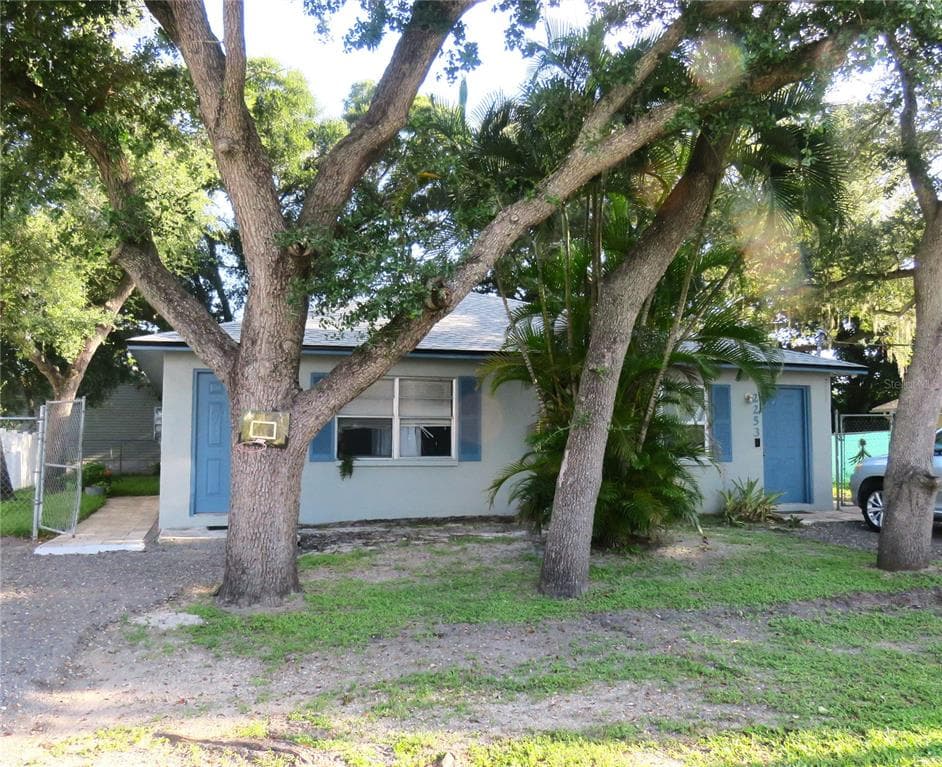 2251 and 2253 19TH STREET SARASOTA, FL 34234