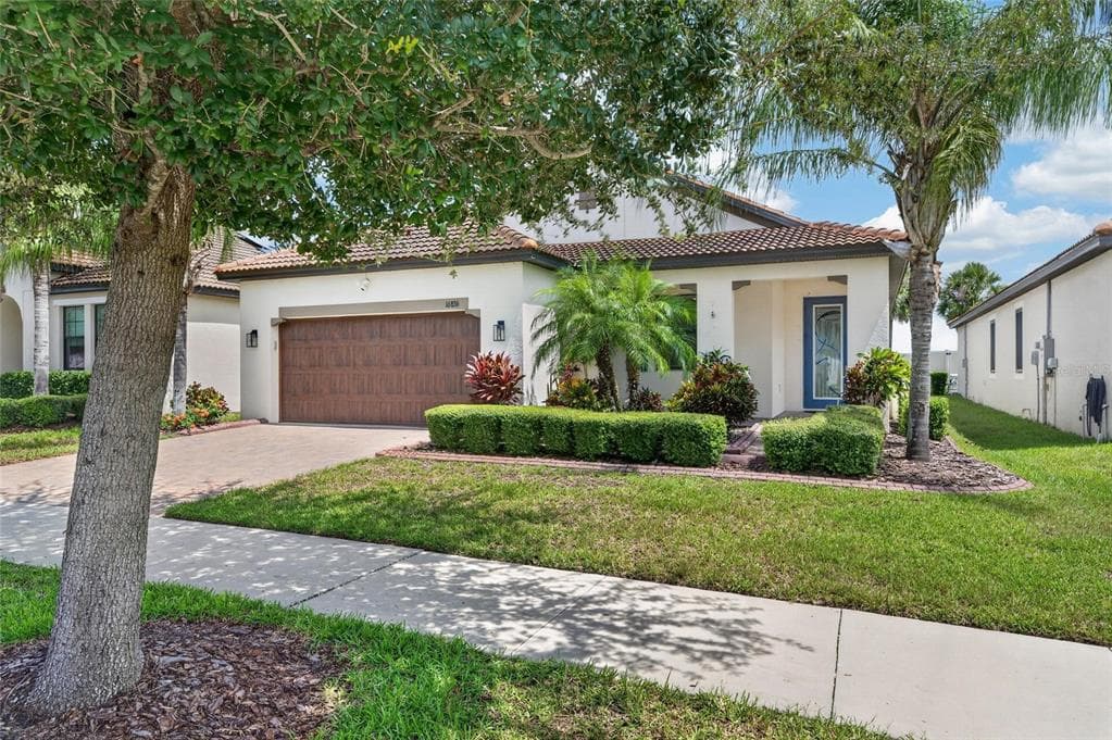 16836 WHISPER ELM STREET WIMAUMA, FL 33598