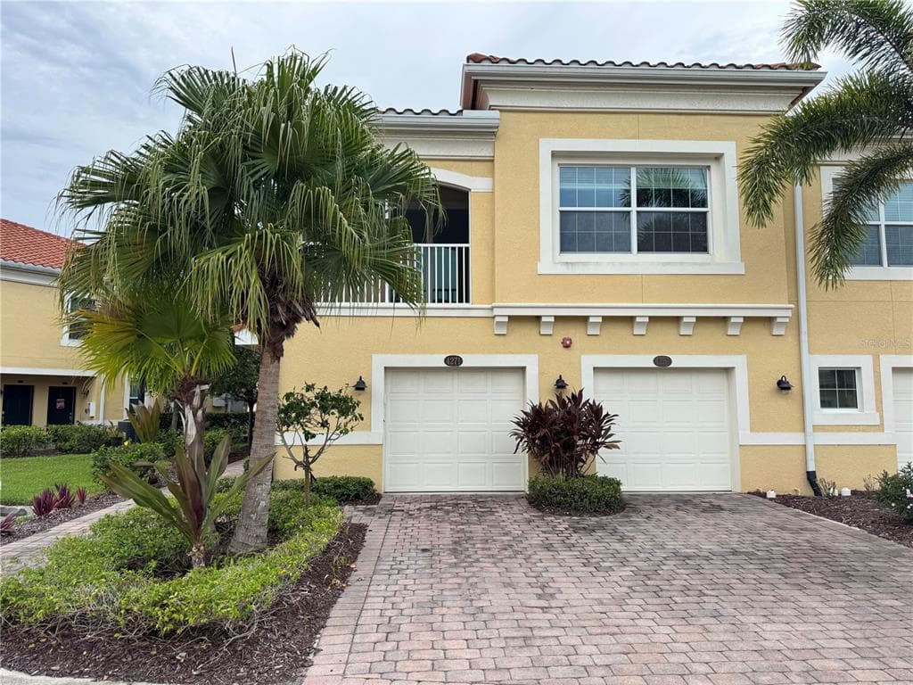 4271 EXPEDITION WAY UNIT 103 OSPREY, FL 34229