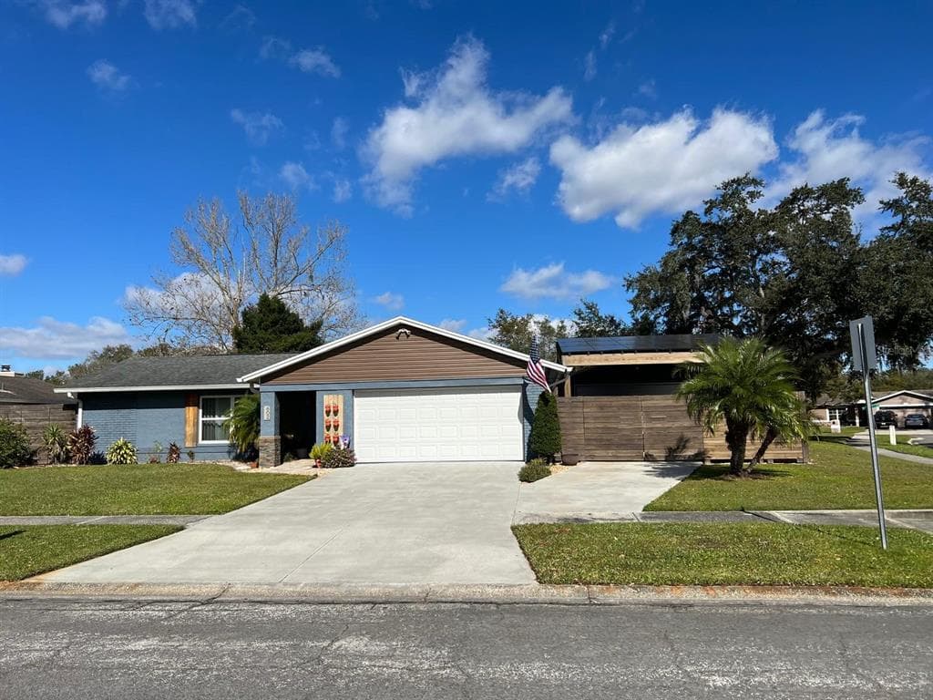 602 PINE FOREST DRIVE BRANDON, FL 33511